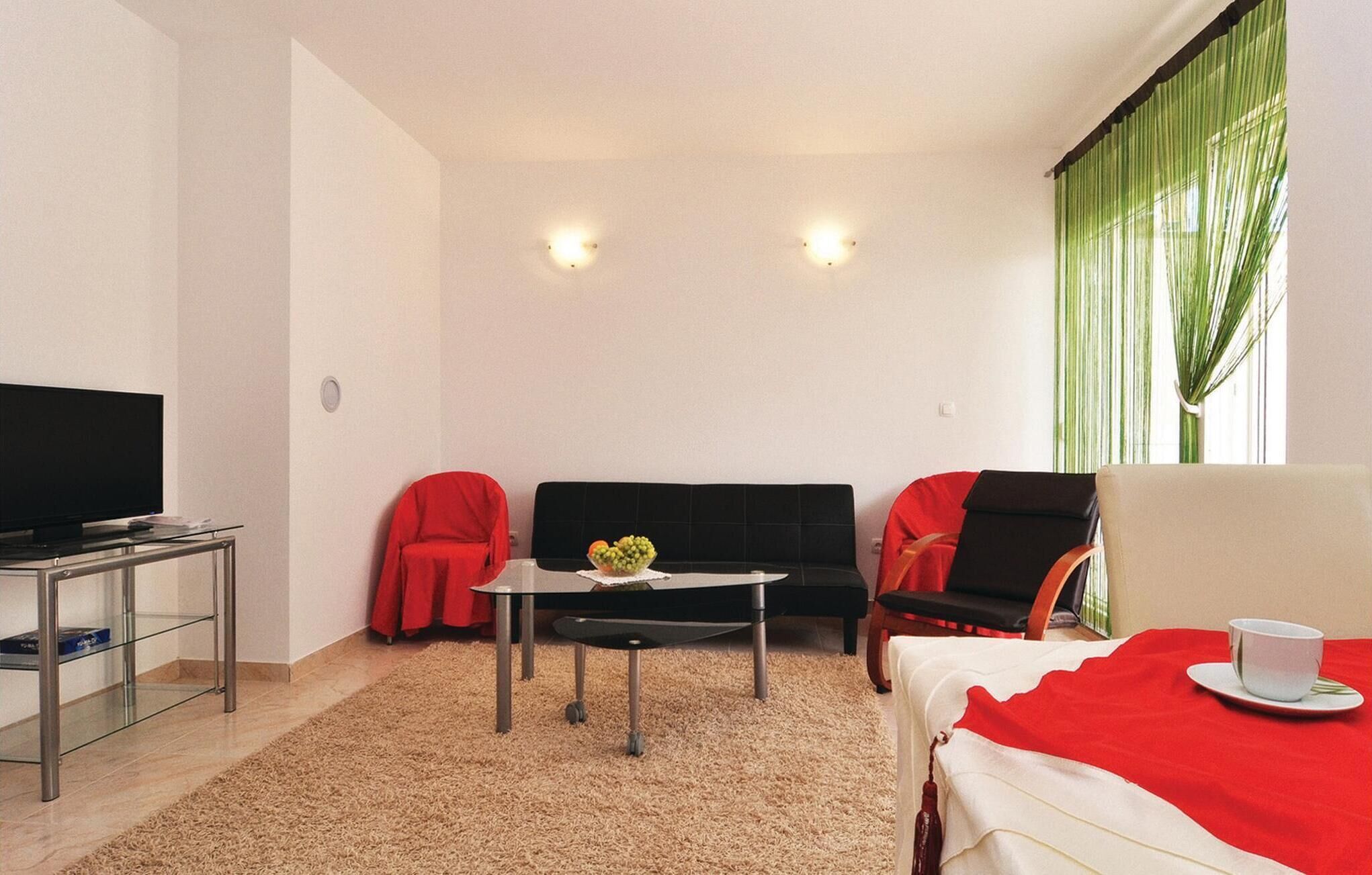 Beautiful Apartment In Nin - Nin