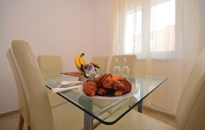 Dining - 2 bedroom beautiful apartment in Nin (Nin)