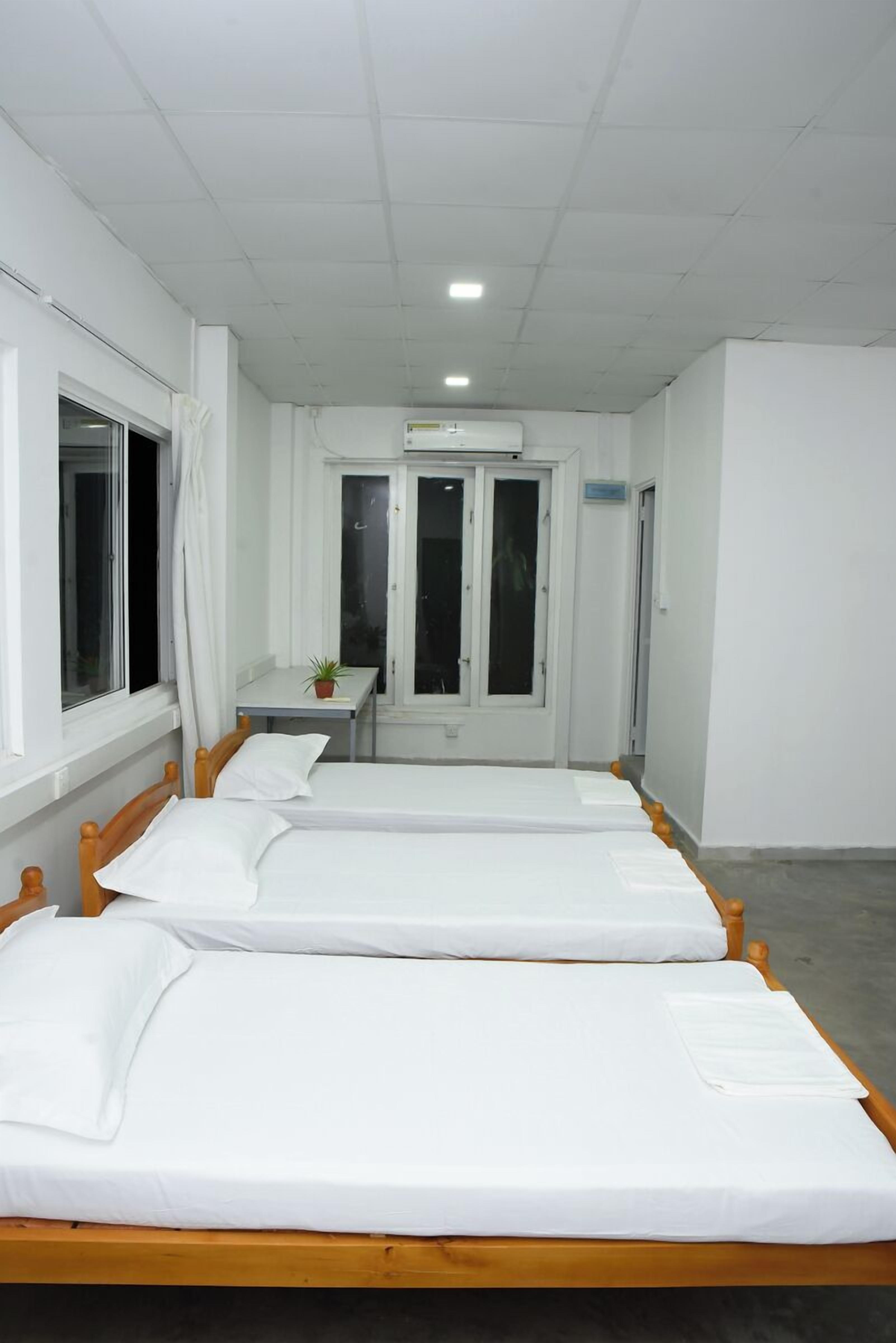 Basic Shared Dormitory | WiFi (free)
