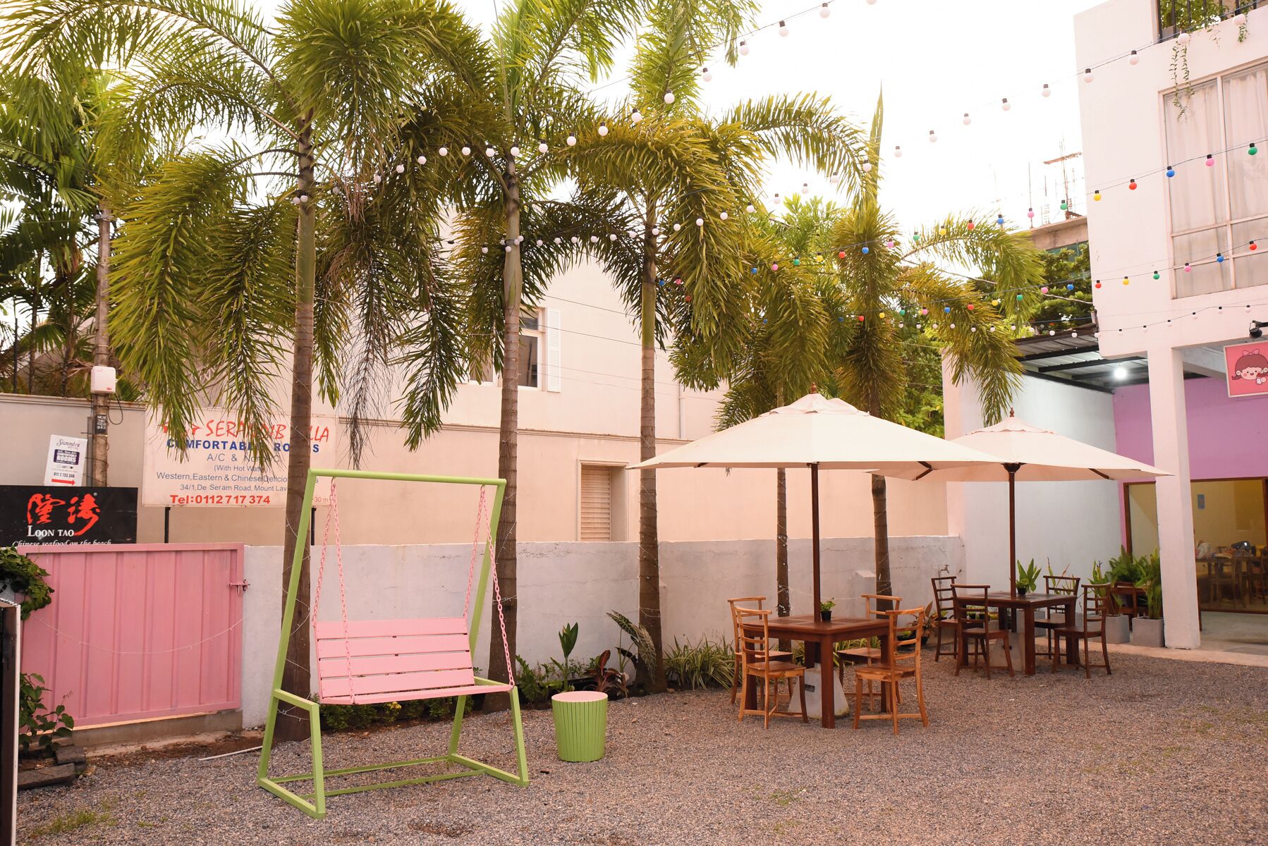 Vista frontal de la propiedad