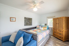 Room - 2-bedroom apartment in lovely Flagler Beach Downtown Flagler Beach (Flagler Beach)