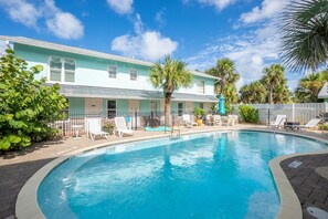 Pool - 2-bedroom apartment in lovely Flagler Beach Downtown Flagler Beach (Flagler Beach)