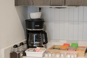 アパートメント クイーンベッド 1 台ソファーベッド付き 禁煙 冷房 | コーヒー / コーヒーメーカー