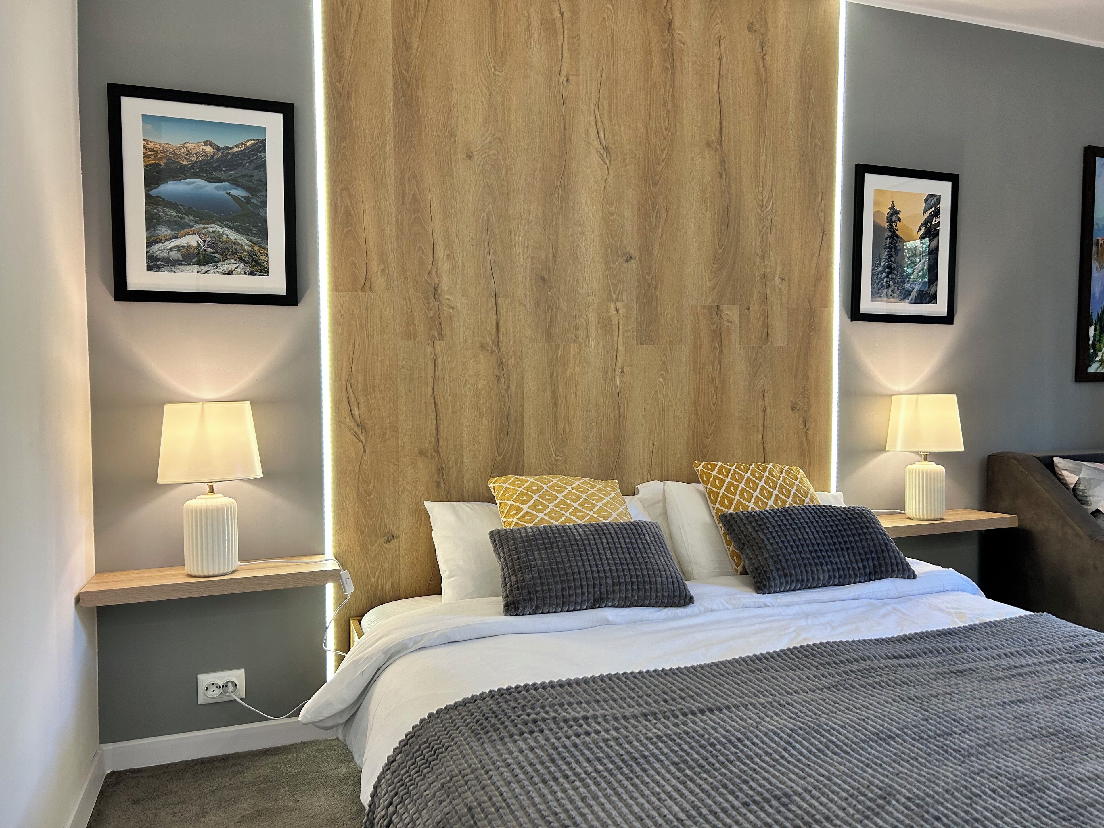 Blackout drapes, soundproofing, free WiFi, wheelchair access