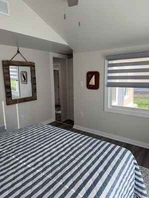 2 bedrooms, iron/ironing board, free WiFi, bed sheets - The Beckman Bungalow - Lakeside 2-bedroom Home (Delavan)
