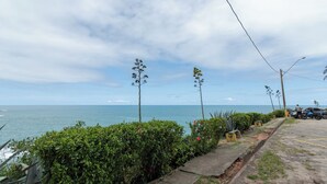 House, Smoking | 2 bedrooms - Mirante Apto 5 - 400m da Praia da Areia Preta (Guarapari)