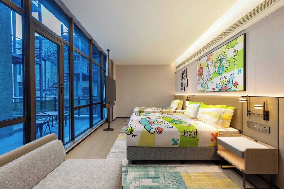 Premium Room, 1 King Bed, Bathtub (Kids Theme Furnished Balcony) | Down duvets, minibar, desk, laptop workspace