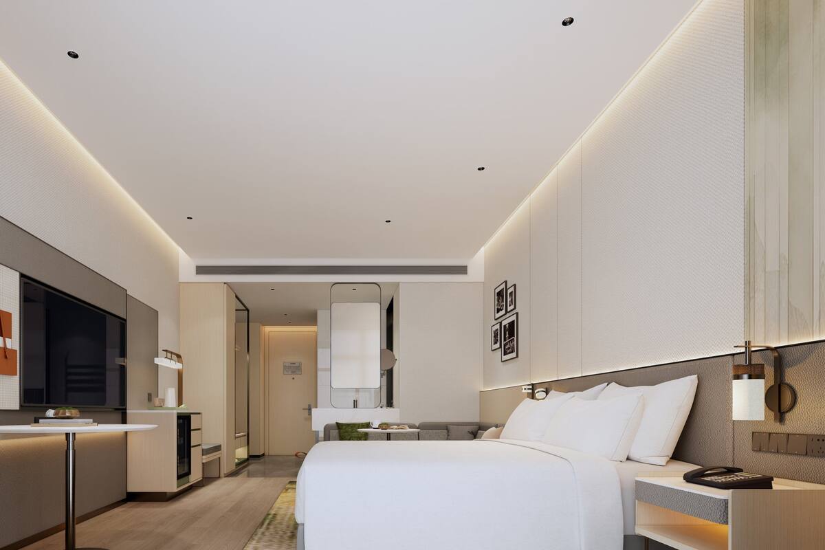 Standard Room, 1 King Bed