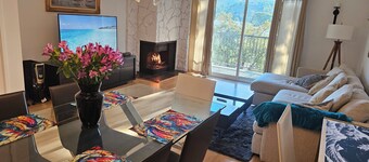 2-bedroom, 1.5 bath, Pet friendly townhome in San Rafael