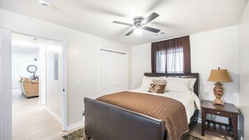 Bügeleisen/Bügelbrett, WLAN, Bettwäsche