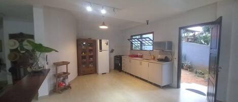 Microwave, oven, stovetop