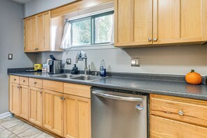 Coffee/tea maker, cookware/dishes/utensils, dining tables - Pet-Friendly Raleigh Townhome Near Medical Centers (Raleigh)