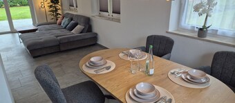 Bright first floor vacation apartment with terrace & garden - 77 m² with 2 double rooms