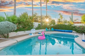 Pool - Paradise Valley, Heated Pool & Mini Golf 4BR, LUXE (Phoenix)