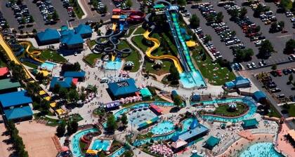 Family Retreat near Idaho Center, Theatre, Arcade!