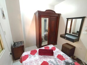 2 bedrooms, iron/ironing board, Internet, bed sheets - Marvelous 2-bedroom apartment with AC in Red Sea Governorate (Red Sea Governorate)