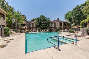 A heated pool - Desert Haven - Relax living, Pool, Tennis, Gated Community (Scottsdale)