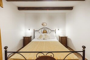 6 Schlafzimmer, Internetzugang, BettwÀsche