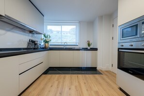 Private kitchen - The Prince Apartment By Sam Houses (Funchal)