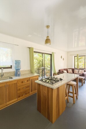 Interior - Casa Kobu Pool House (Puerto Viejo)