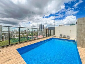 Pool - Cozy 2-bedroom apartment with A/C in Santa Cruz (Santa Cruz de la Sierra)