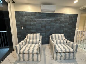 Interior - THE MANOR:  Spacious 5 B/R, 5 1/2 Bathroom, Grace Bay Rd, Leeward! (Leeward)