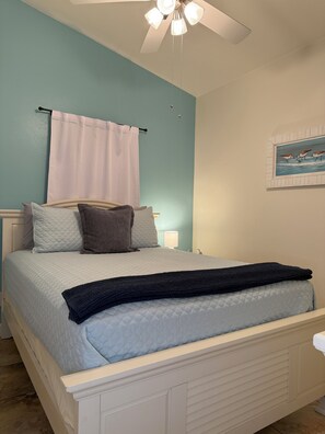 Silitysrauta/-lauta, internet, vuodevaatteet