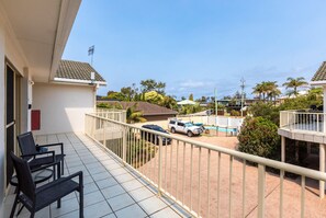 Terrace/patio - Merimbula Beach Holiday Apartments (Merimbula)