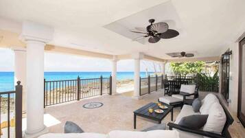 Studio (4 Bedrooms) | Teres/patio