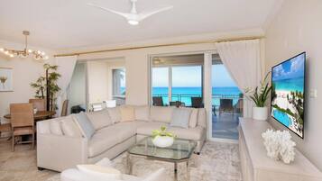 Apartment (2 Bedrooms) | Bahagian luar