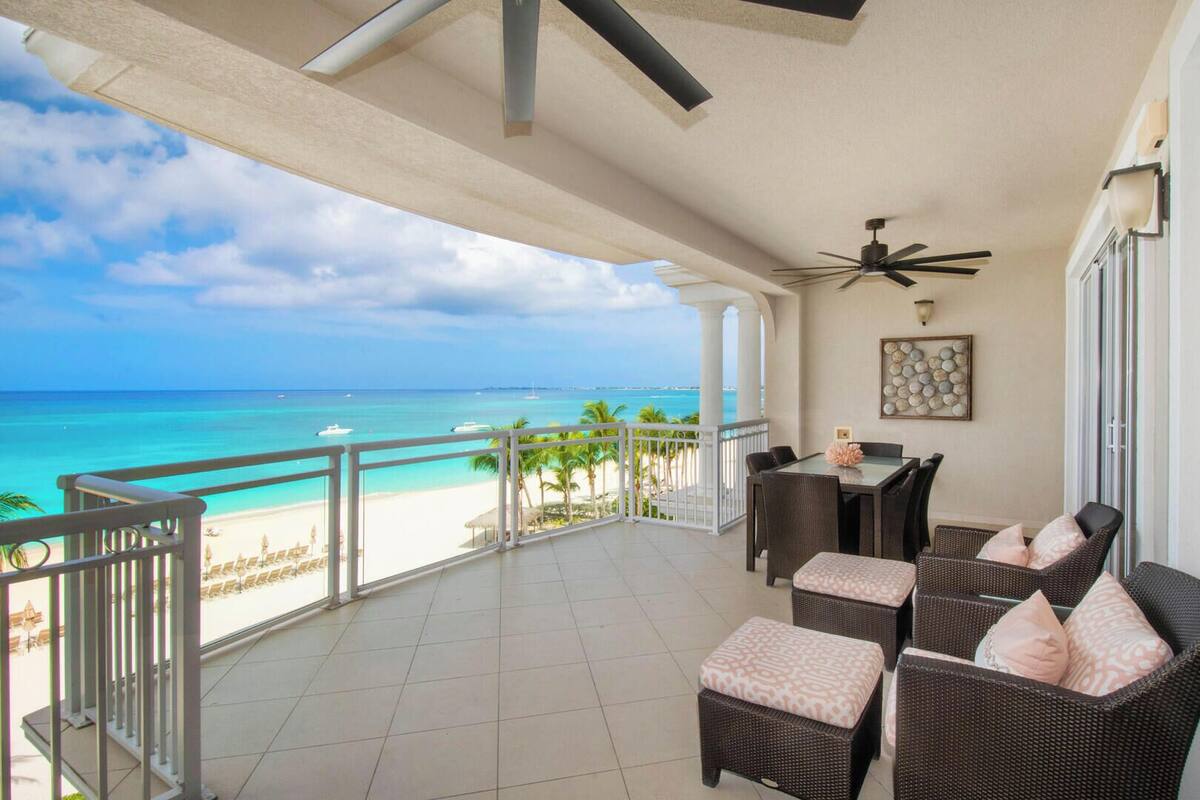 Căn hộ (3 Bedrooms) | Mặt tiền nơi lưu trú