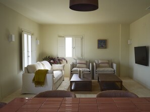 TV - Capricho de Doñana : Apartment (Rocio, El)
