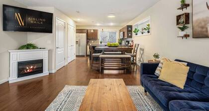 Hero`s Haven | Playroom | Fenced Yard | Dbl Garage