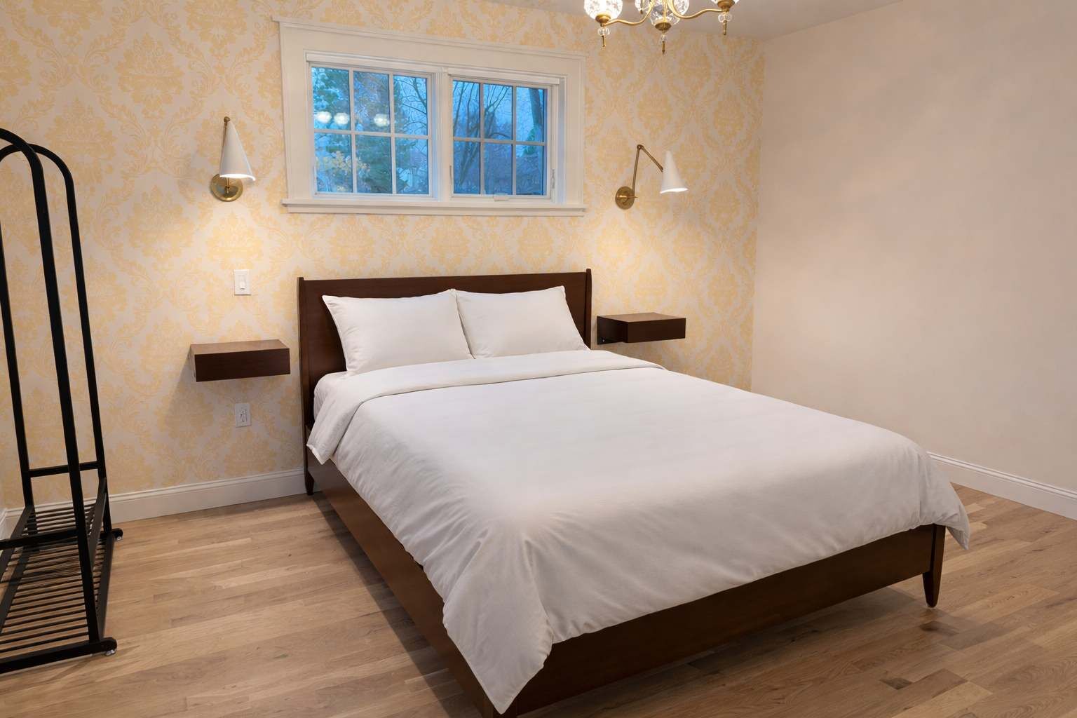 11 camere, una scrivania, ferro/asse da stiro, culla da viaggio