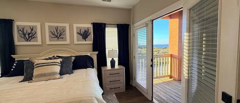 5 chambres, fer et planche à repasser, lit parapluie, Wi-Fi gratuit