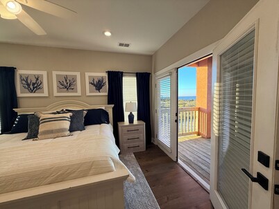 NEW LISTING: Coral Me Crazy - Steps to Beach - Family Friendly - Bunk Suite