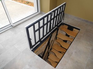 Interior - Amazonite - Laville-aux-bois (Laville-aux-bois)