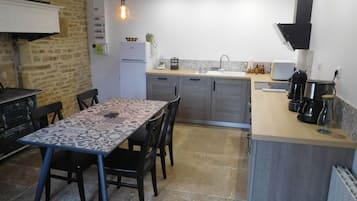 Microwave, oven, dishwasher