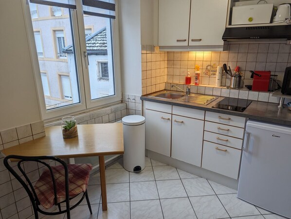 Microwave, oven, high chair