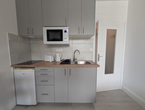 Microwave - Le Bourbon - Bourbonne-les-Bains (Bourbonne-les-Bains)
