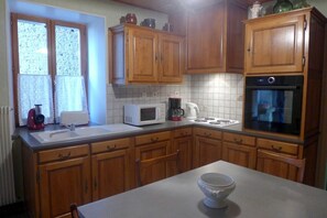 Microwave, dishwasher - GRAIN D'ORGE - Aubepierre-sur-Aube (Aubepierre-sur-Aube)