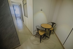 Executive Studio | Dining room - Torre U Kooliving (Manizales)