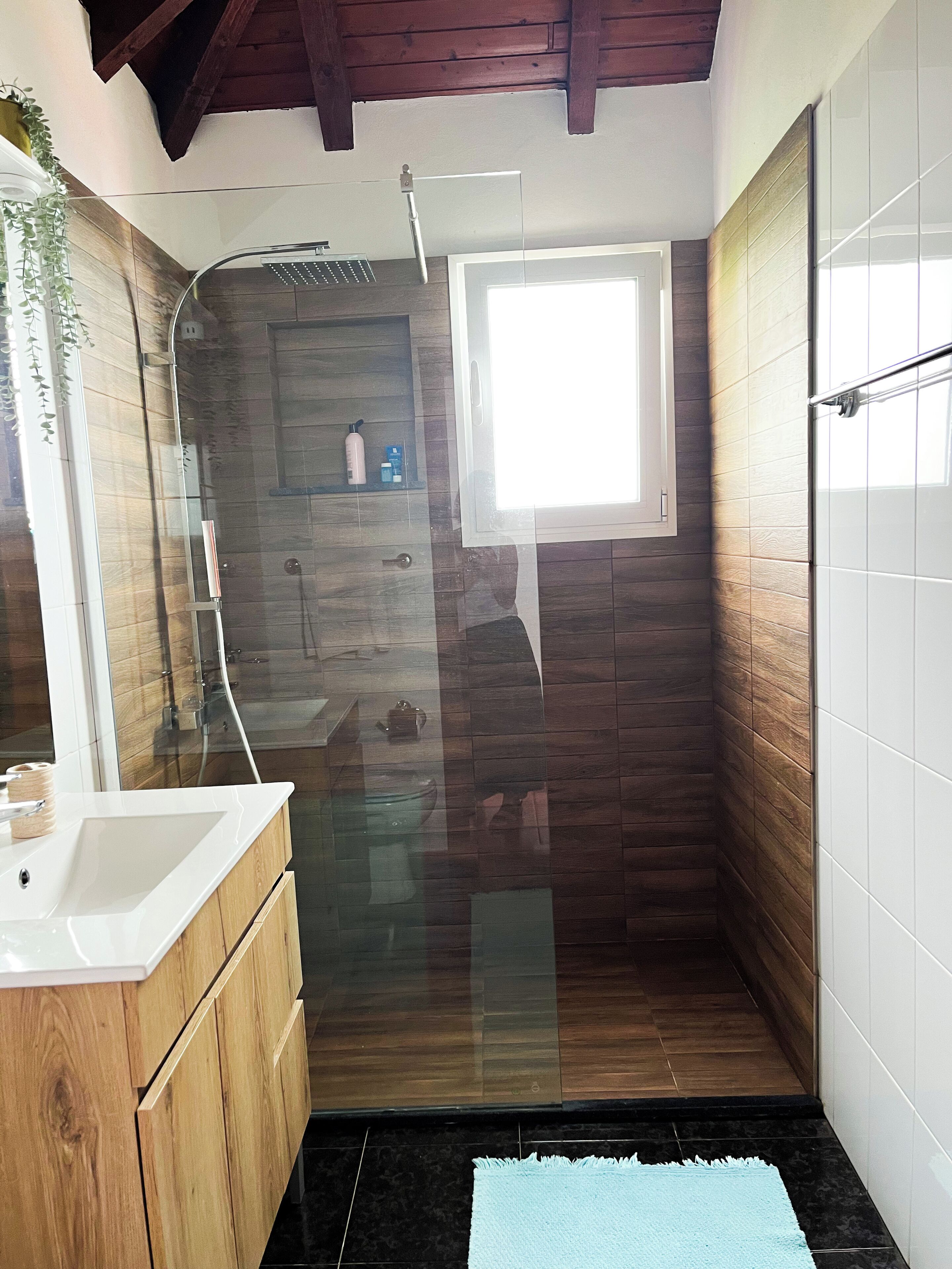 Hair dryer, towels, toilet paper