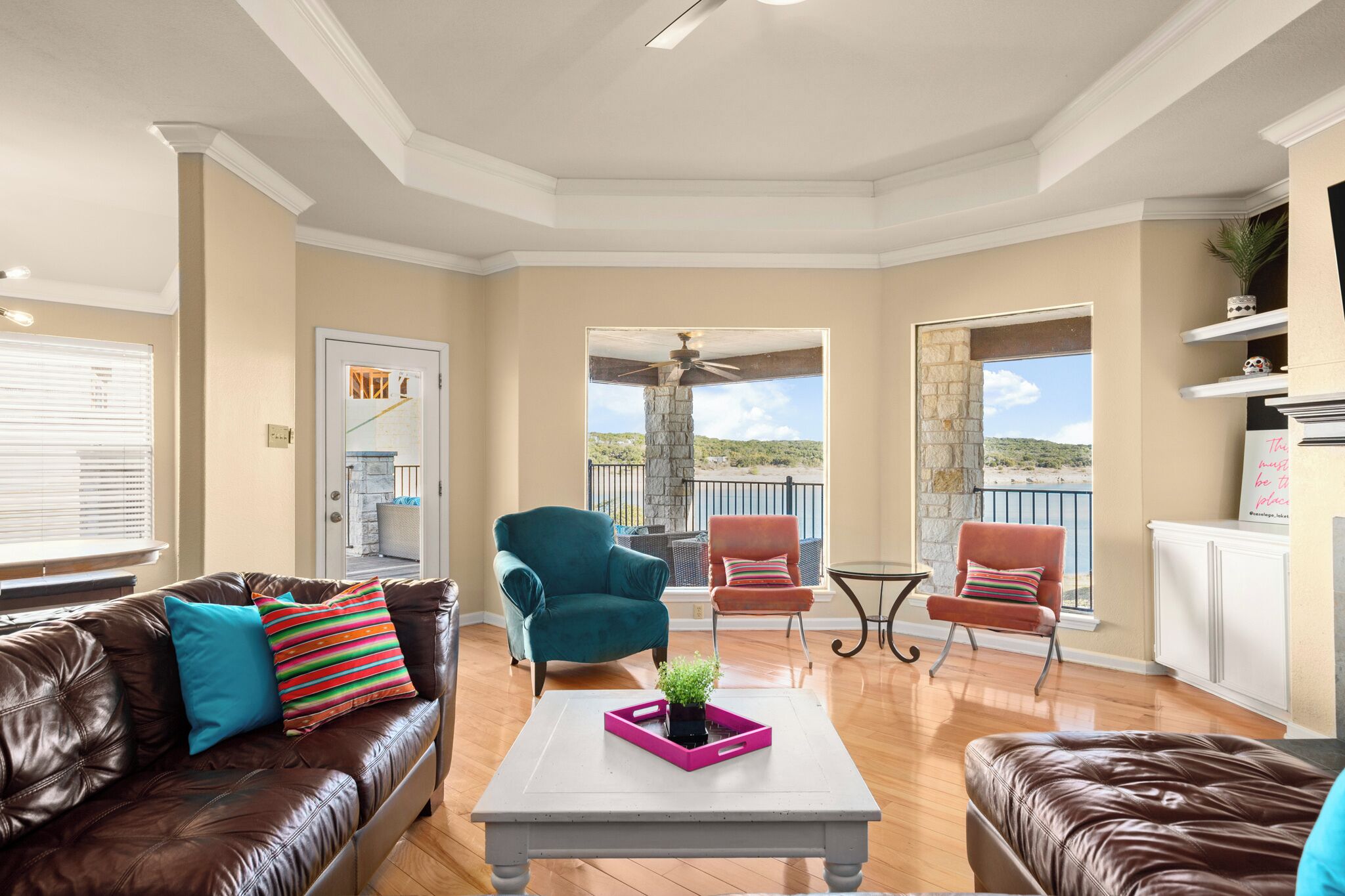 Lake Travis Retreat W/ Pool, Hot Tub & Game Room - Lago Vista, TX