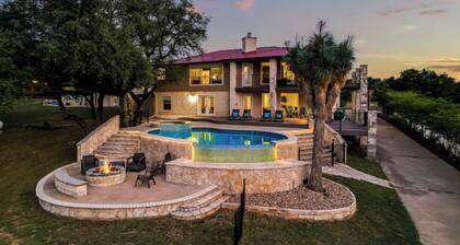Lake Travis Retreat w/ Pool, Hot Tub & Game Room