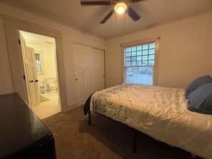 Accès Internet, draps fournis