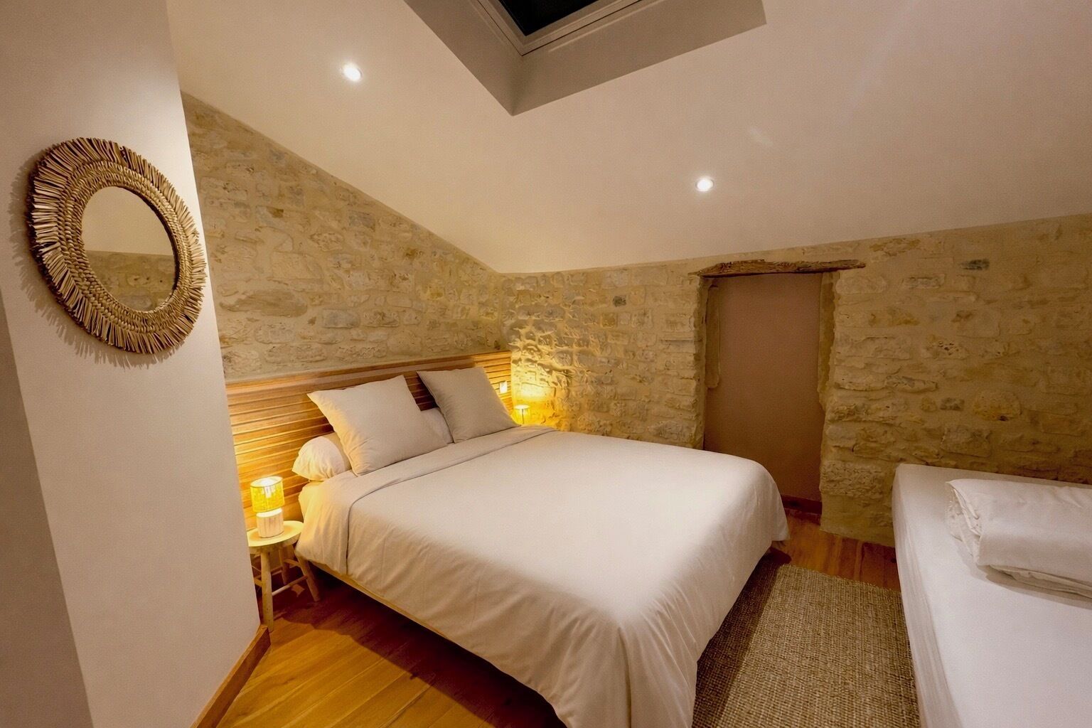 2 Schlafzimmer, Reisekinderbett, kostenloses WLAN, Bettwäsche