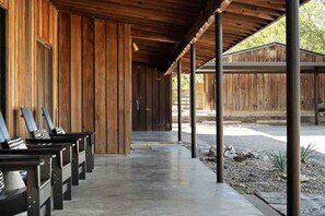 Terrace/patio - * Stunning FBG Retreat * | Sleeps 10 (Fredericksburg)