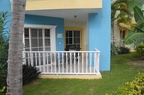 Terrace/patio - bavaro vacaciones in palmsuits

s (Barrio Los Corales)