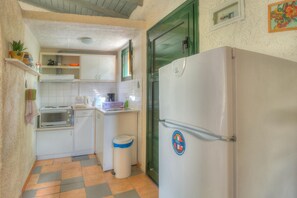 Private kitchen - Lefkes Apartments (Corfu)
